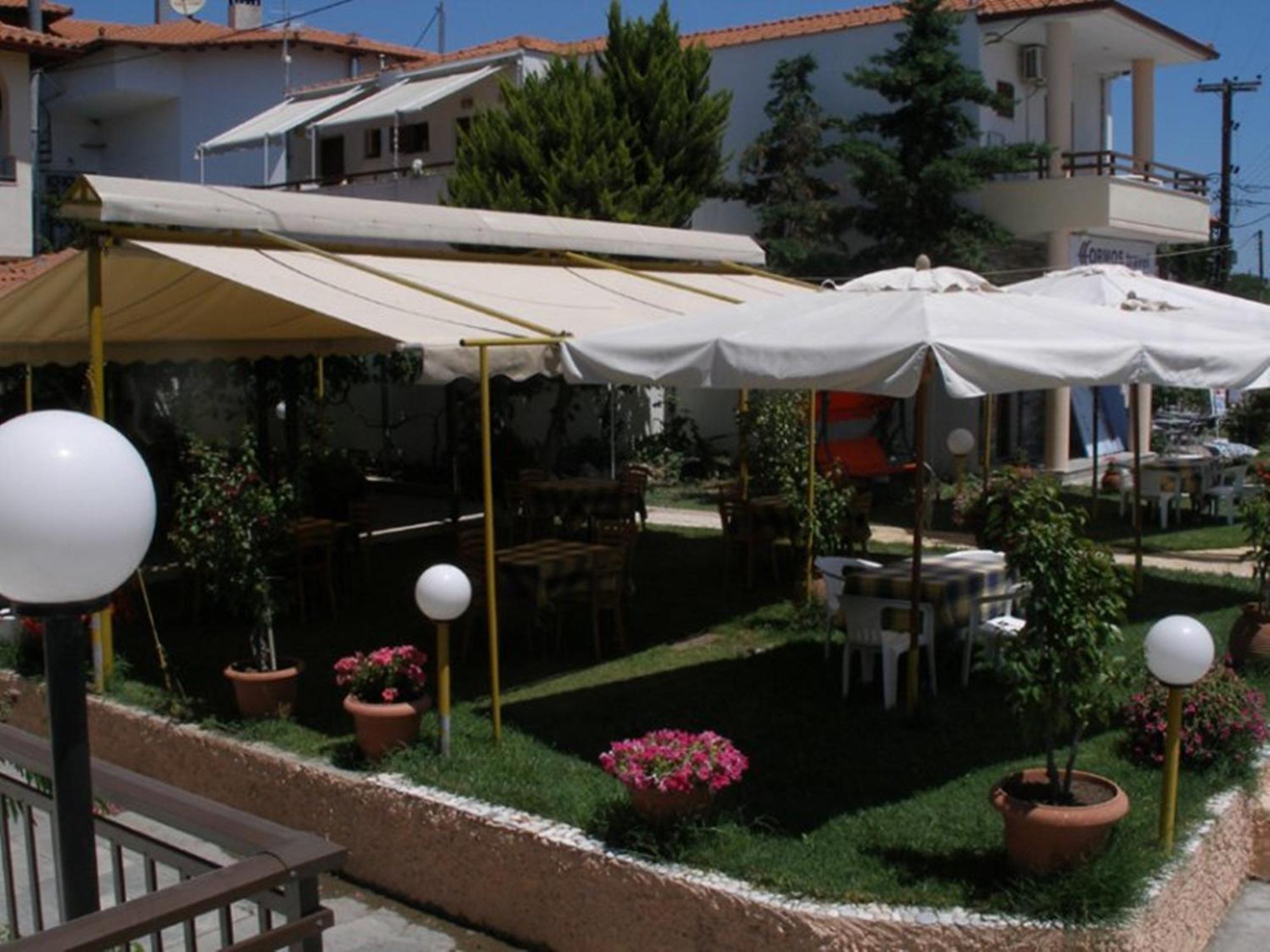 Hotel Alexandros 오르모스 파나기아스 외부 사진